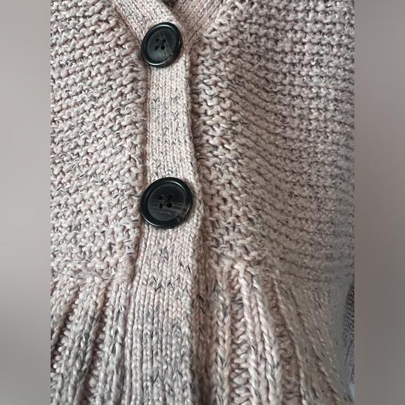 AE sweater Bundle & save 30% off 2+ items - Picture 6 of 6